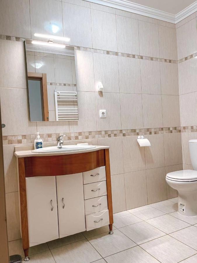 Peniche Master Bedroom With Sea View Balcony, Private Bathroom, Shared Kitchen, Swimming Pool, Surfing Resort Atouguia Da Baleia Extérieur photo